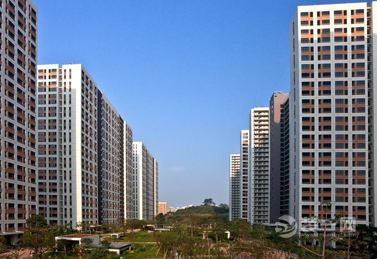 于去年10月底入伙龙瑞佳园不久的张小姐表示,刚刚度过搬进"新房"后的